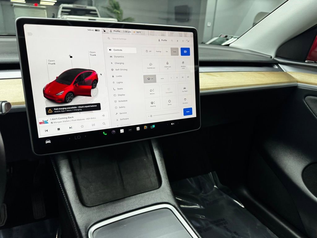 Used 2024 Tesla Model Y Long Range image 25