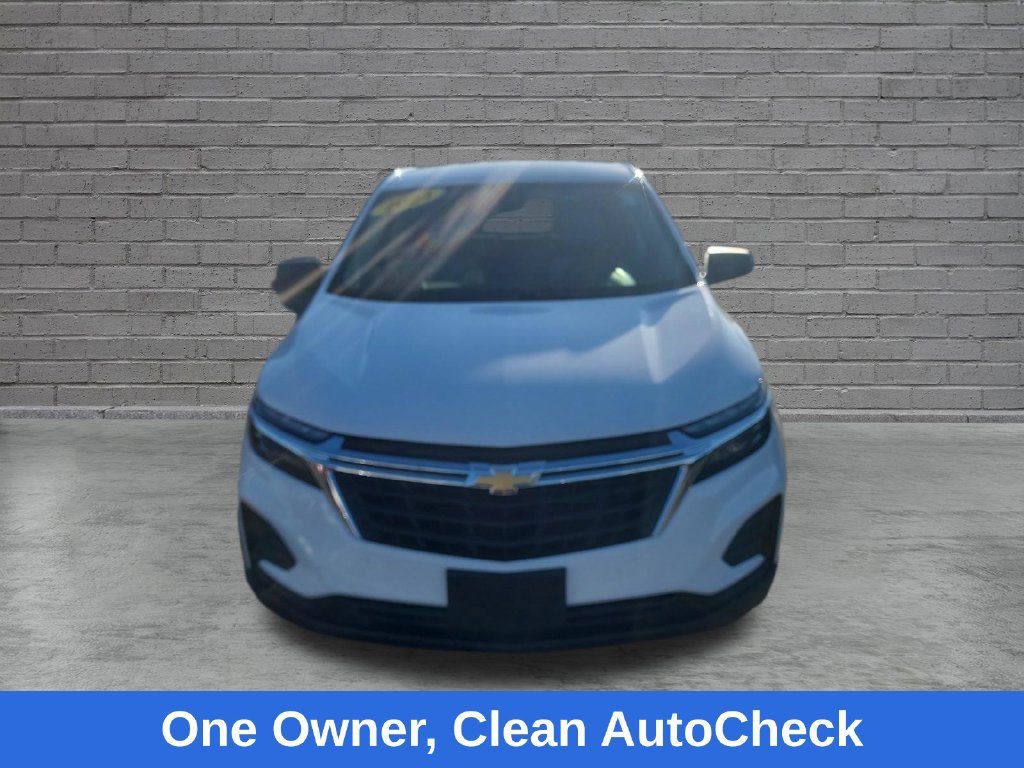Used 2024 Chevrolet Equinox LS w/ LS Convenience Package AWD/4WD image 2