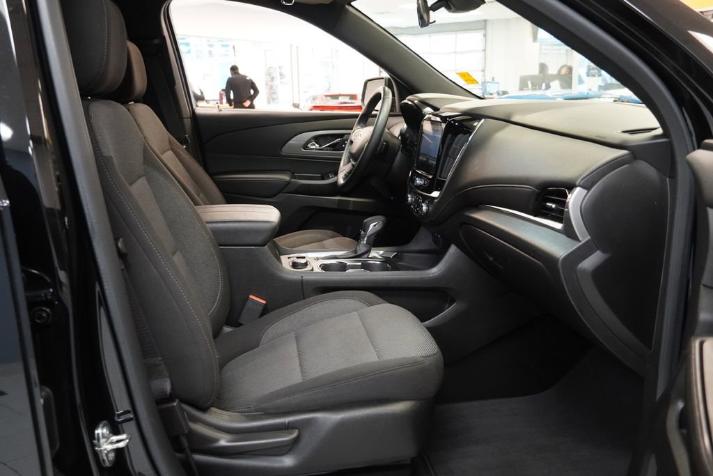 Certified 2023 Chevrolet Traverse LT image 29