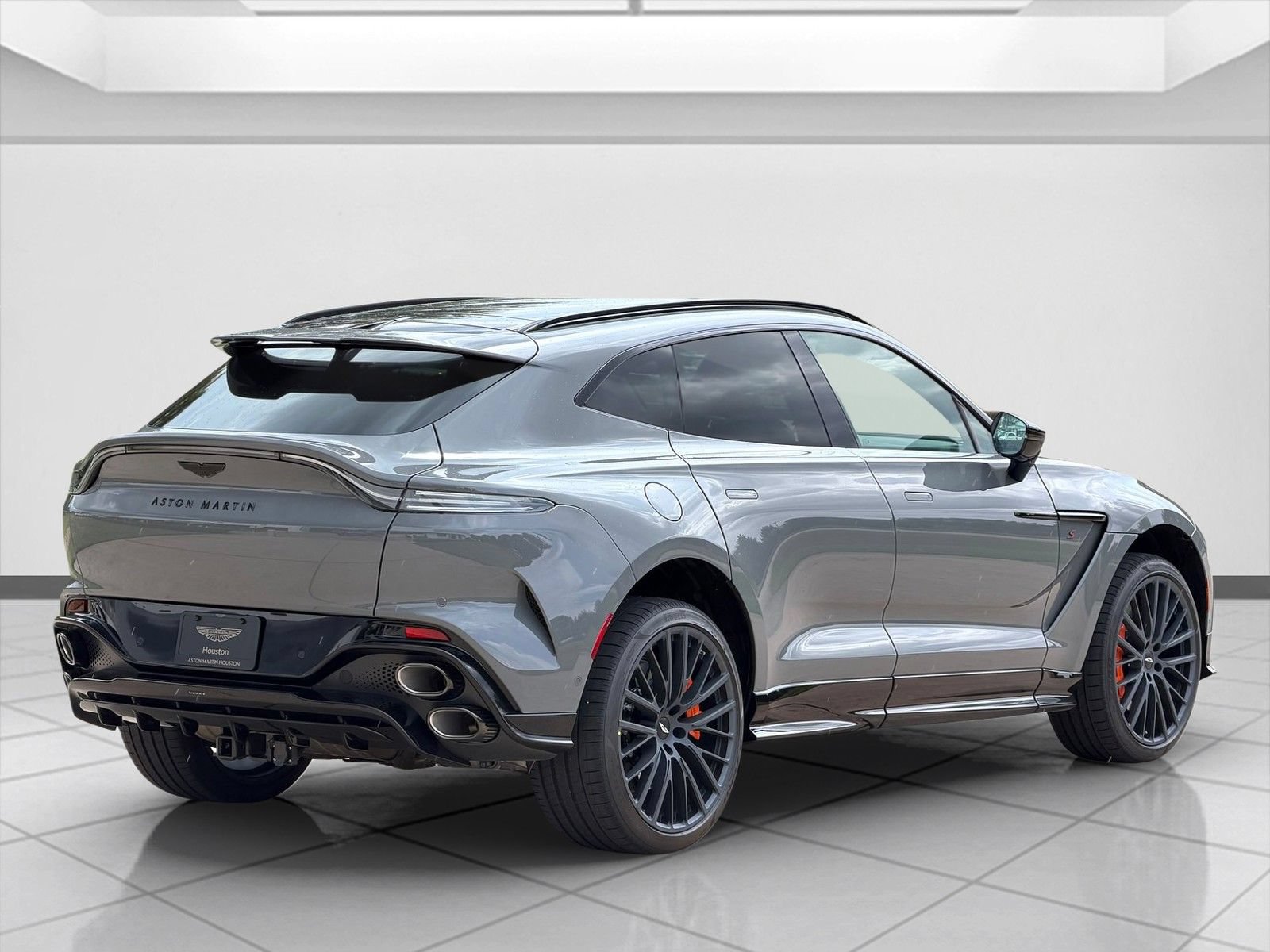 New 2026 Aston Martin DBX S AWD/4WD image 10