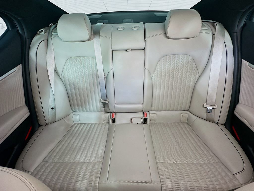 Used 2023 Genesis G70 2.0T w/ Sport Prestige Package image 13