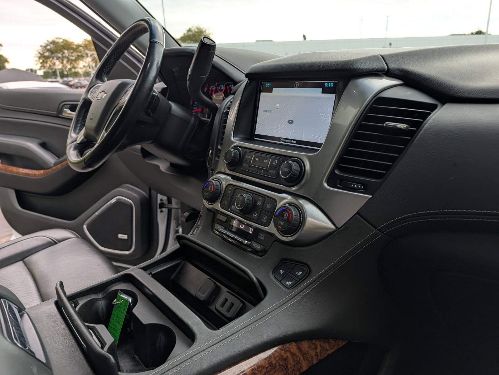 Used 2019 Chevrolet Tahoe Premier AWD/4WD image 35