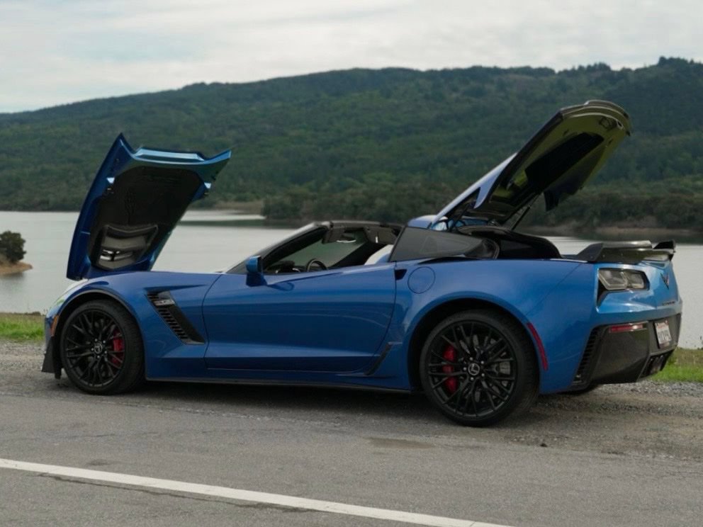 Used 2015 Chevrolet Corvette Z06 w/ Z07 Performance Package RWD image 15