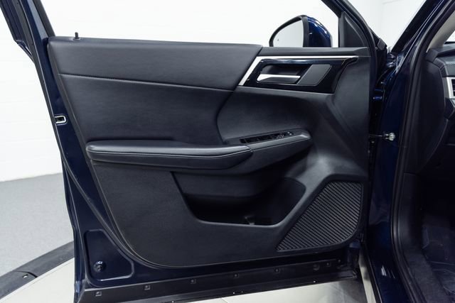 Used 2024 Mitsubishi Outlander SE image 11