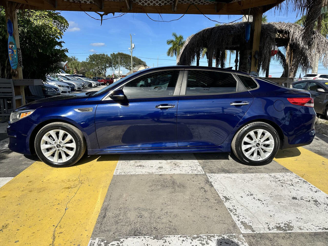 Used 2017 Kia Optima LX image 8