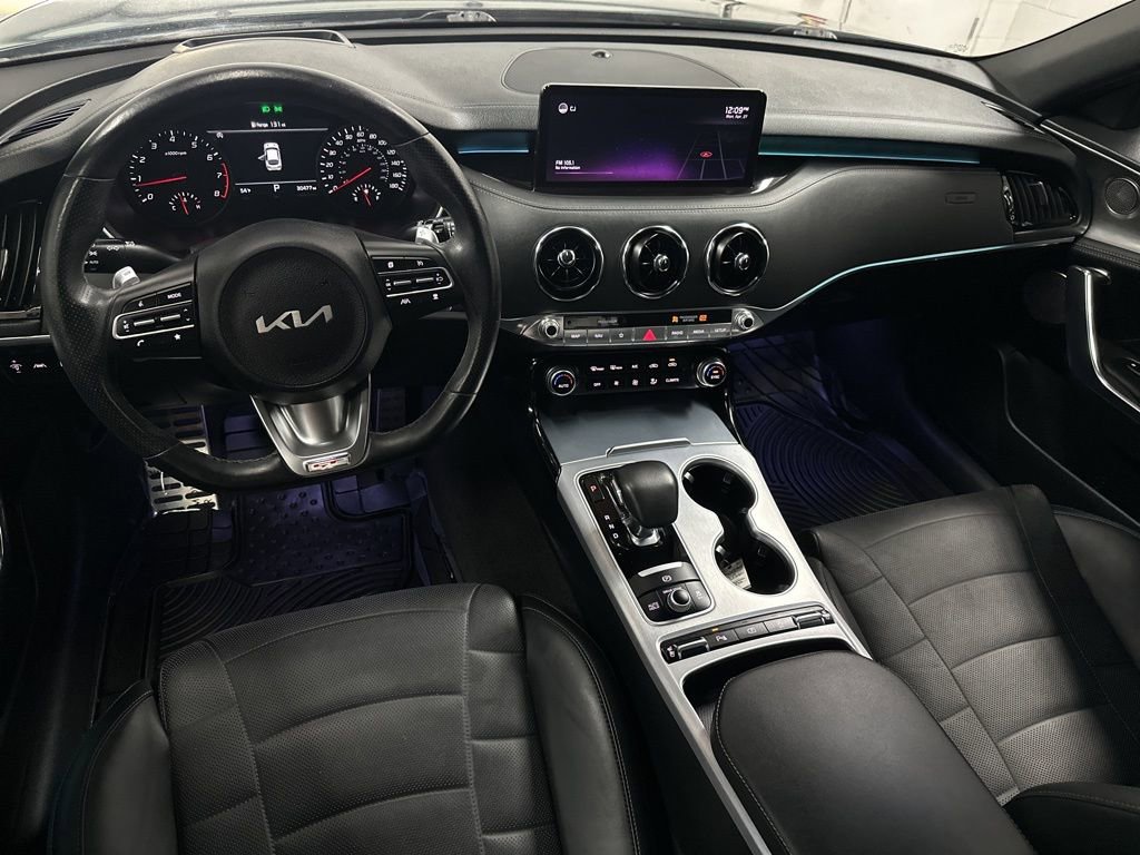 Used 2022 Kia Stinger GT2 RWD image 13