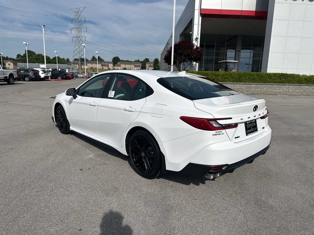 New 2026 Toyota Camry SE FWD image 5
