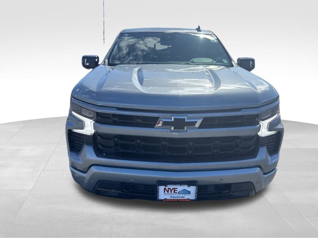 Used 2025 Chevrolet Silverado 1500 RST AWD/4WD image 9