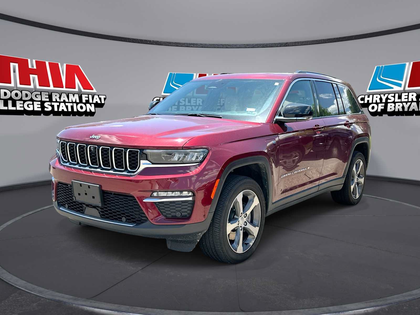 Used 2024 Jeep Grand Cherokee Limited 4xe w/ Luxury Tech Group II AWD/4WD video 1