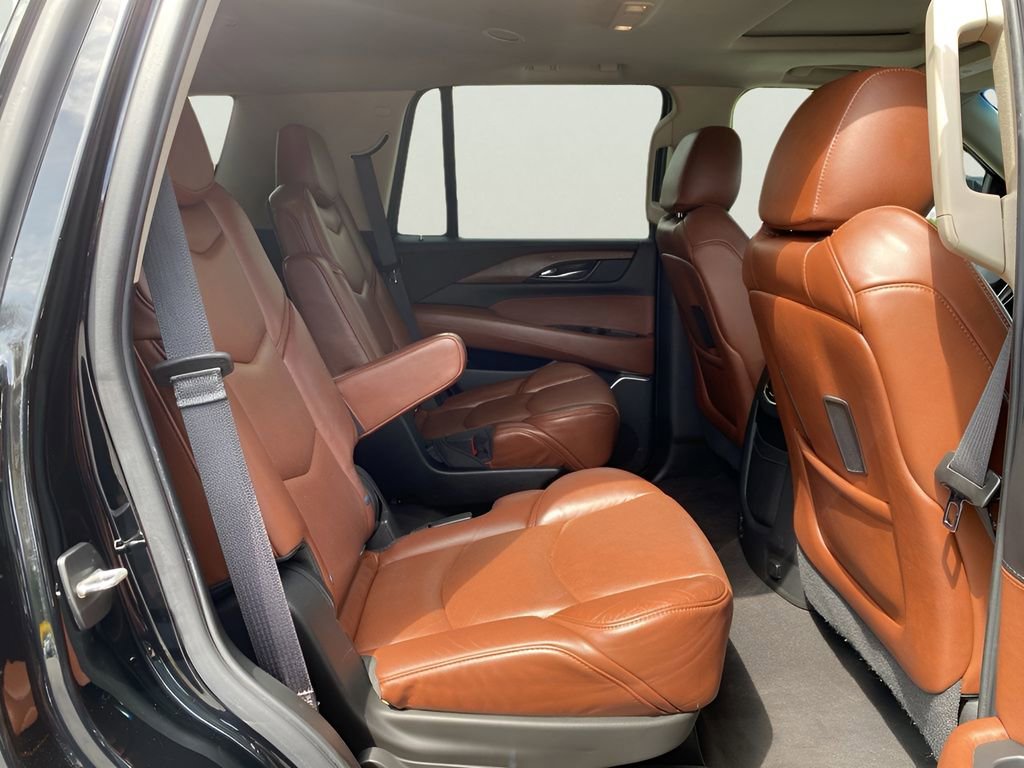 Used 2020 Cadillac Escalade Luxury AWD/4WD image 20