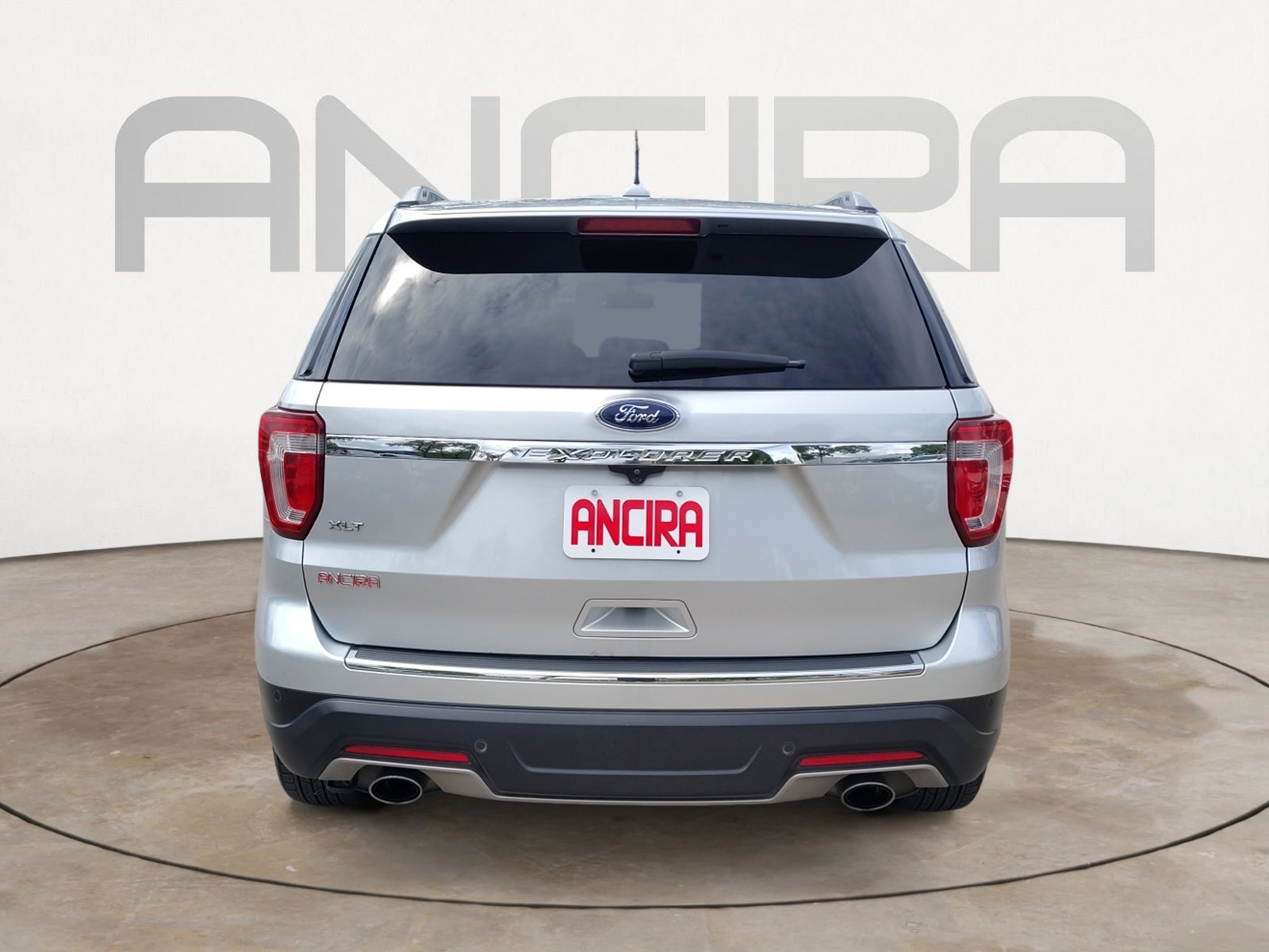 Used 2018 Ford Explorer XLT w/ Equipment Group 202A image 12