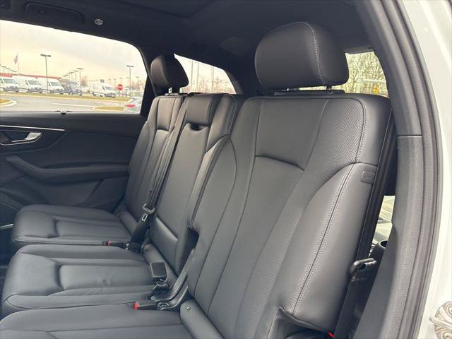 New 2026 Audi Q7 3.0T Premium Plus AWD/4WD image 14
