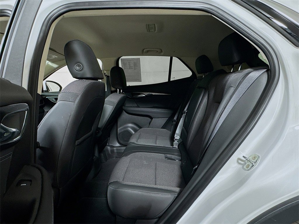 Used 2023 Buick Envision Preferred image 22
