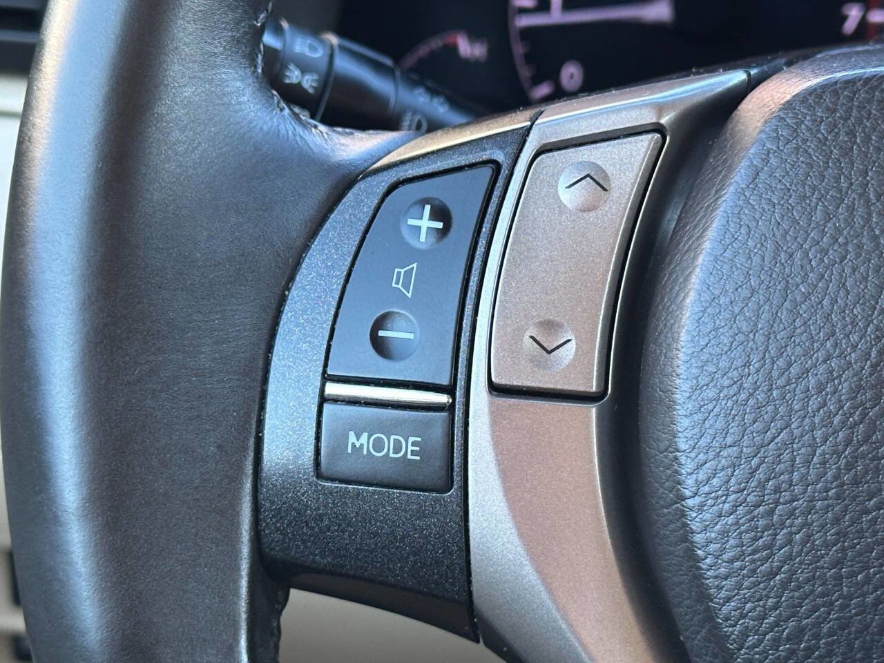 Used 2014 Lexus RX 350 AWD w/ Navigation Package image 37