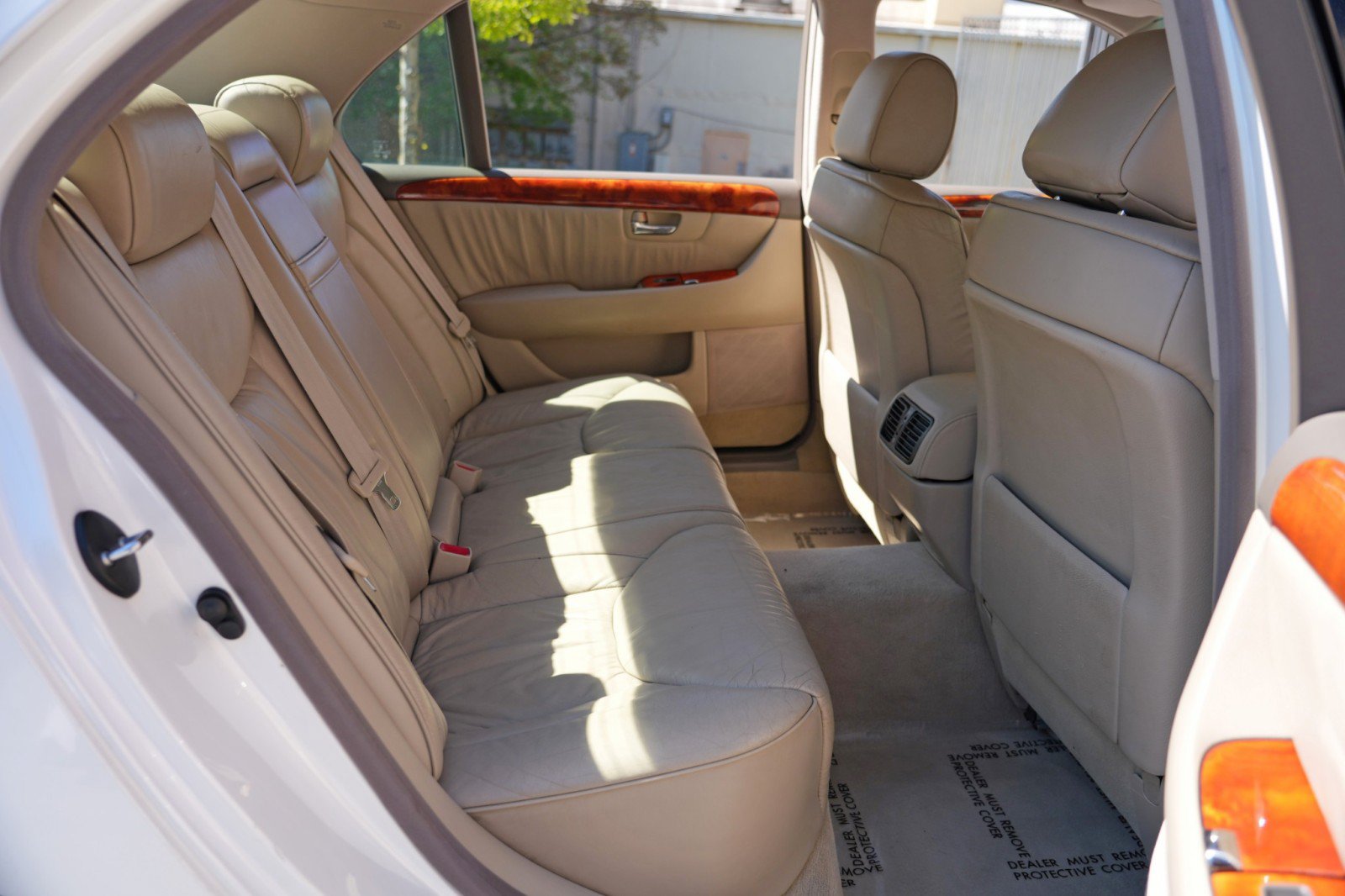 Used 2002 Lexus LS 430 w/ Navigation/Mark Levinson Pkg RWD image 36