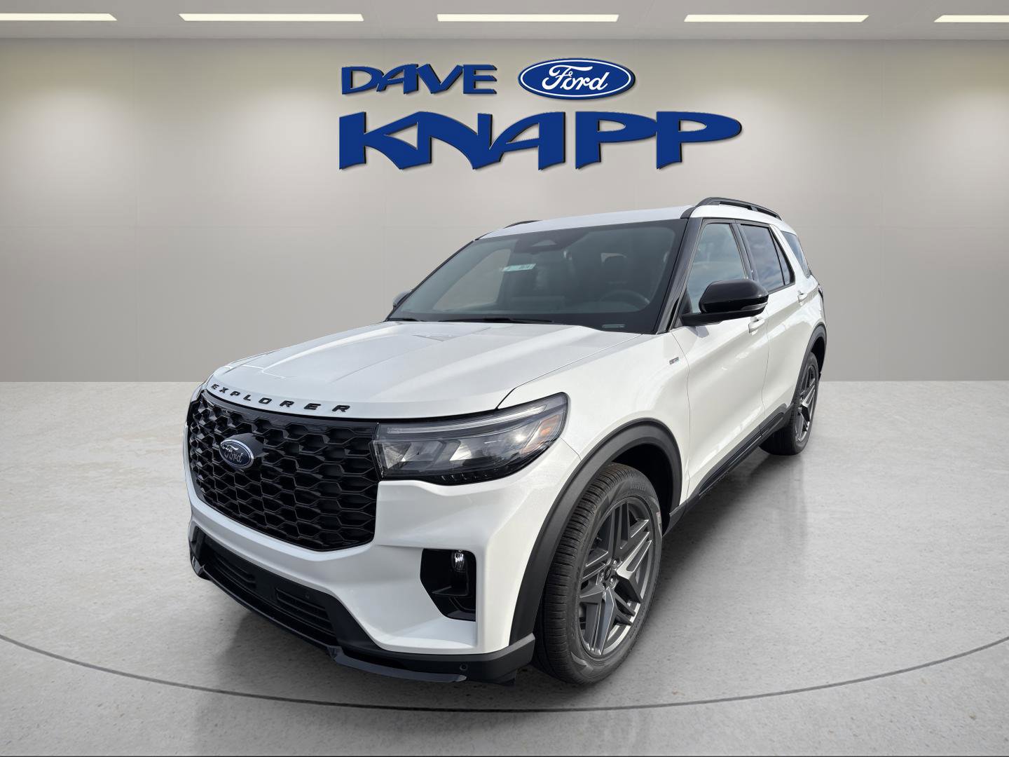 New 2026 Ford Explorer ST-Line w/ ST-Line Street Pack AWD/4WD image 4
