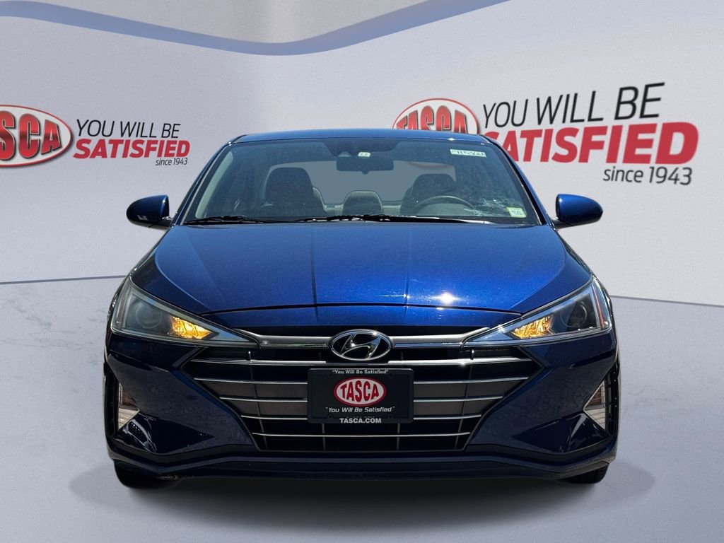 Used 2020 Hyundai Elantra SE FWD image 2