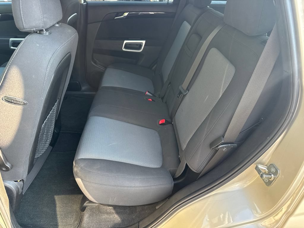 Used 2014 Chevrolet Captiva Sport LT FWD image 18
