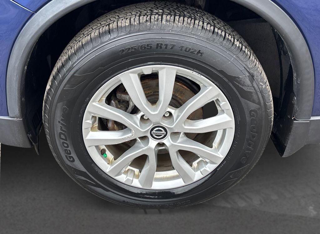 Used 2020 Nissan Rogue SV AWD/4WD image 12