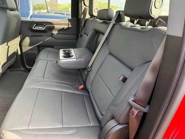 Used 2026 GMC Sierra 1500 Elevation w/ Elevation Premium Package AWD/4WD image 9