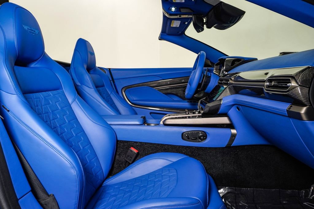 Used 2026 Aston Martin Vanquish Convertible RWD image 20