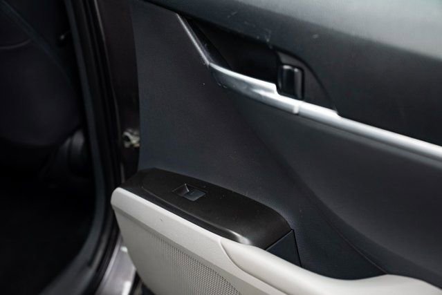 Used 2023 Toyota Camry LE image 22