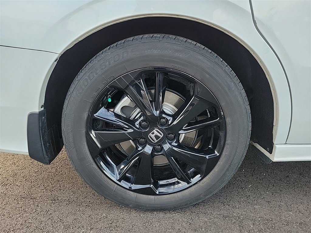 Used 2023 Honda Odyssey Sport image 6