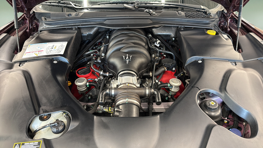 Used 2015 Maserati GranTurismo Convertible RWD image 55