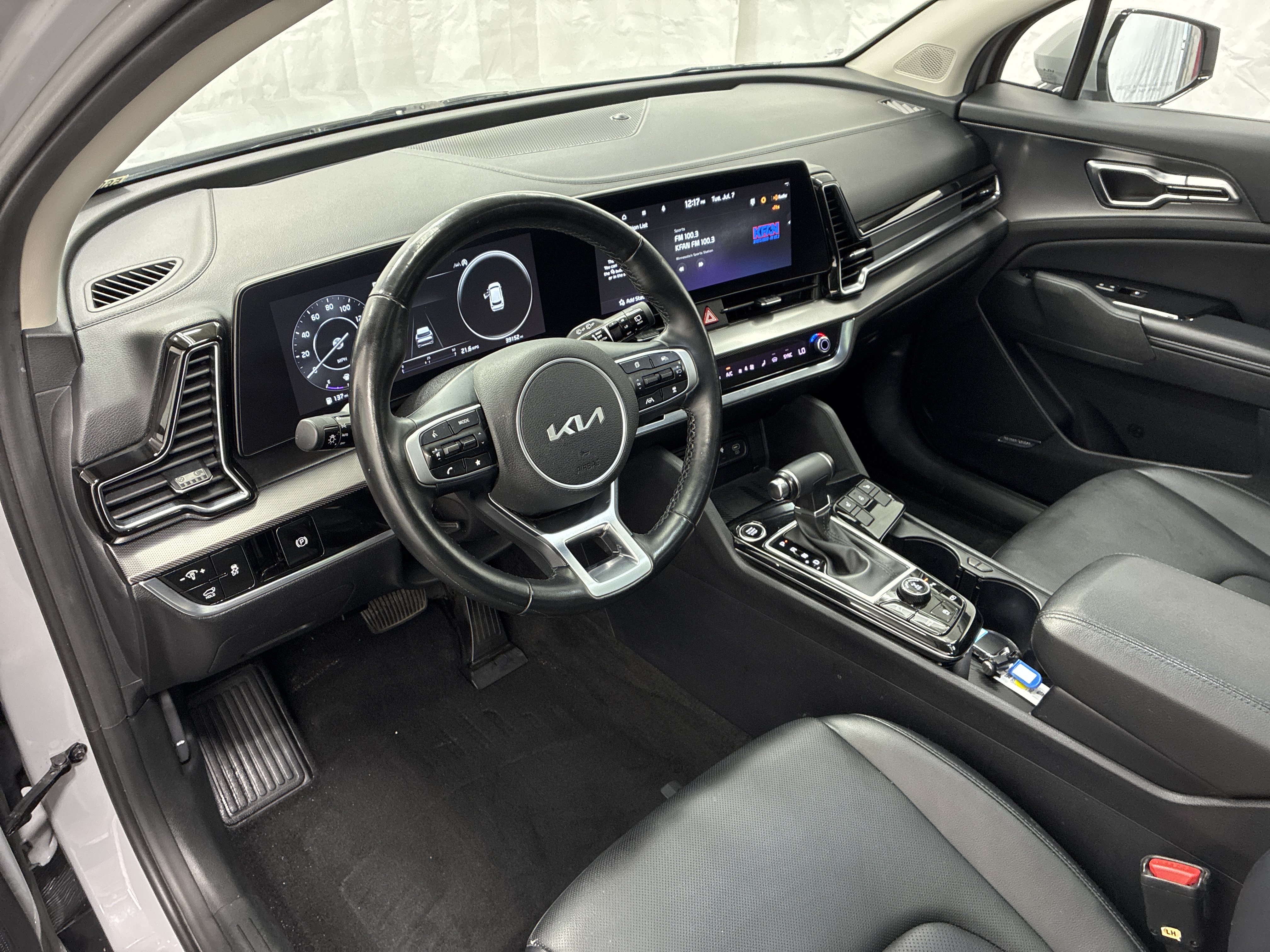 Certified 2023 Kia Sportage SX AWD/4WD image 15