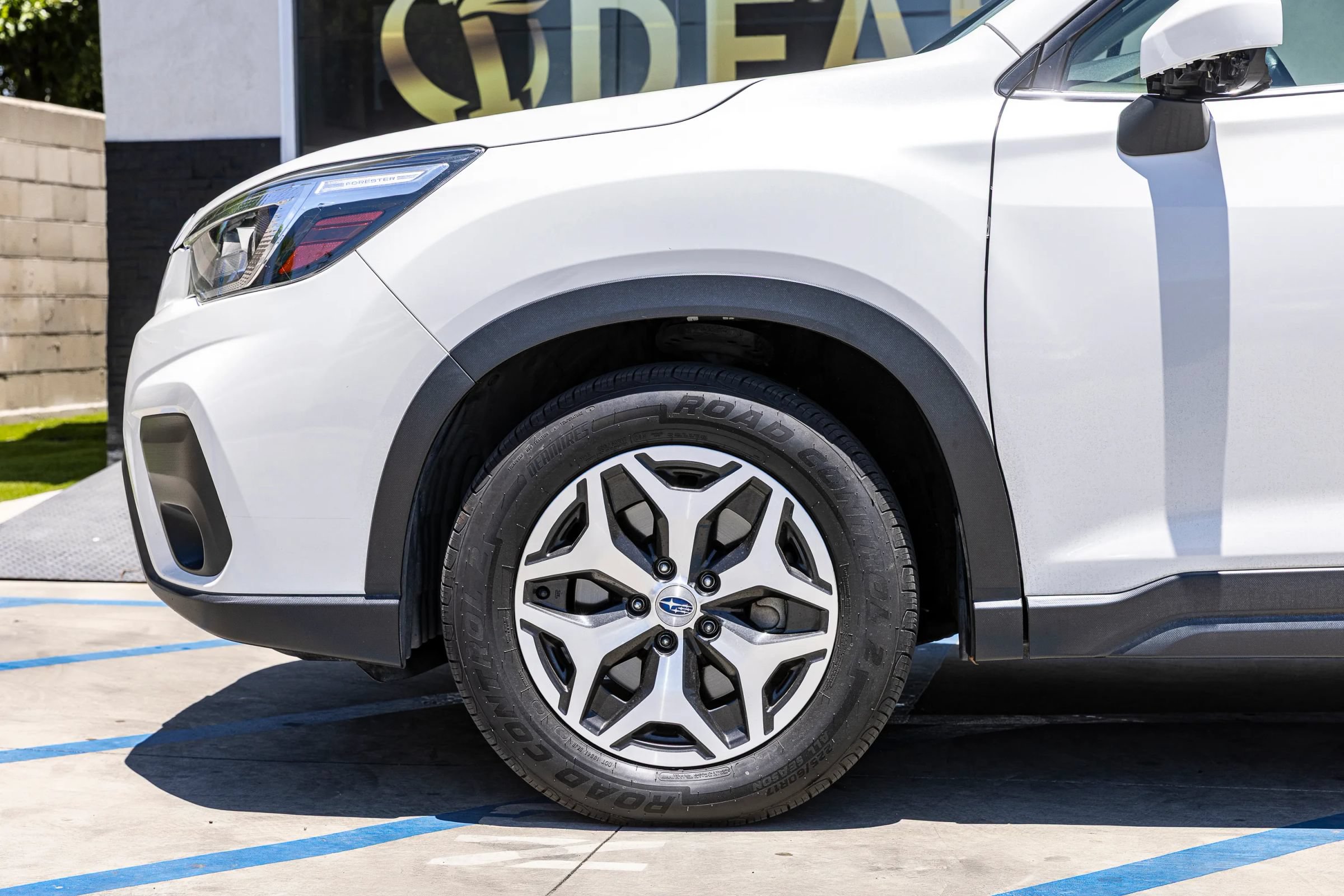 Used 2020 Subaru Forester Premium AWD/4WD image 38