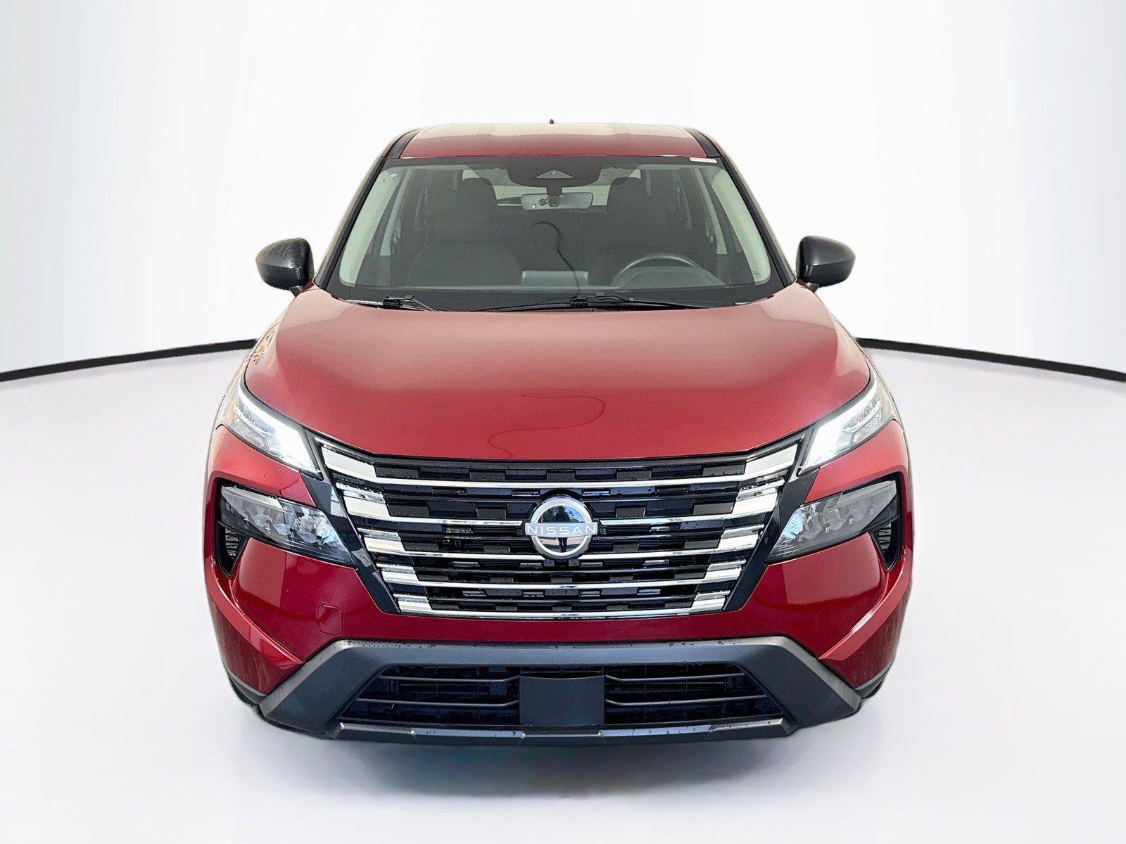 Used 2026 Nissan Rogue S FWD image 9