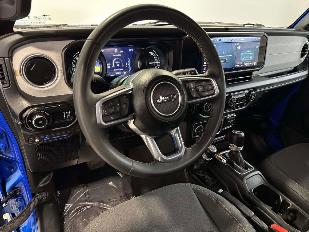 Used 2024 Jeep Wrangler Unlimited Sahara w/ Safety Group image 16