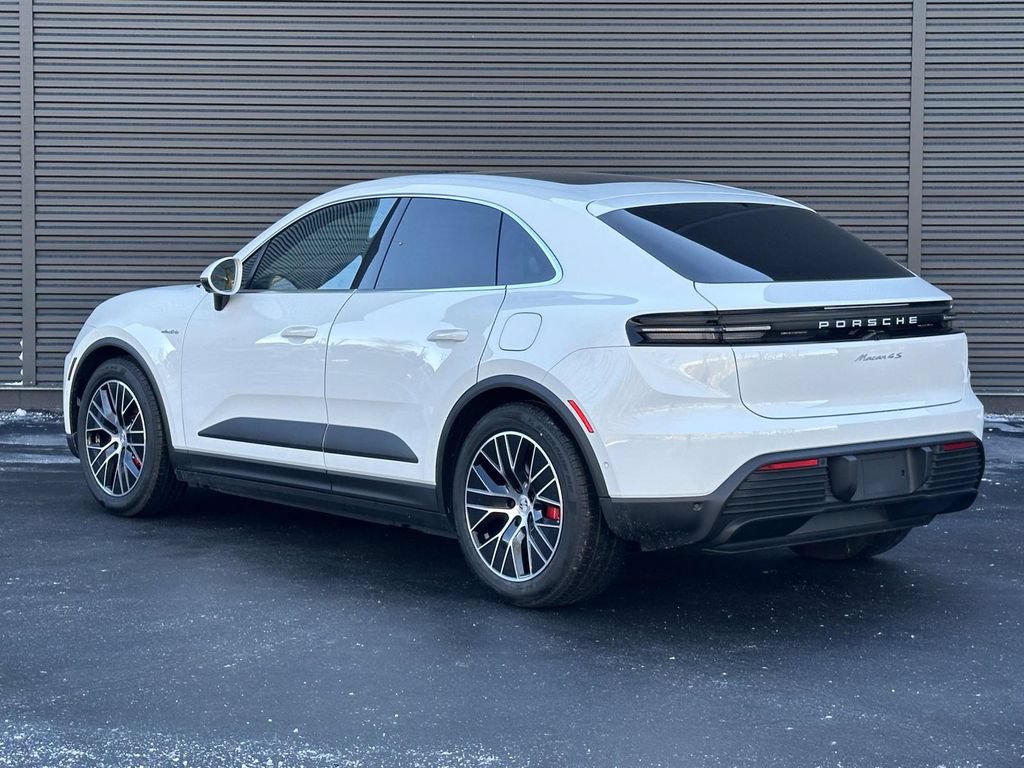 New 2025 Porsche Macan 4S Electric AWD/4WD image 3