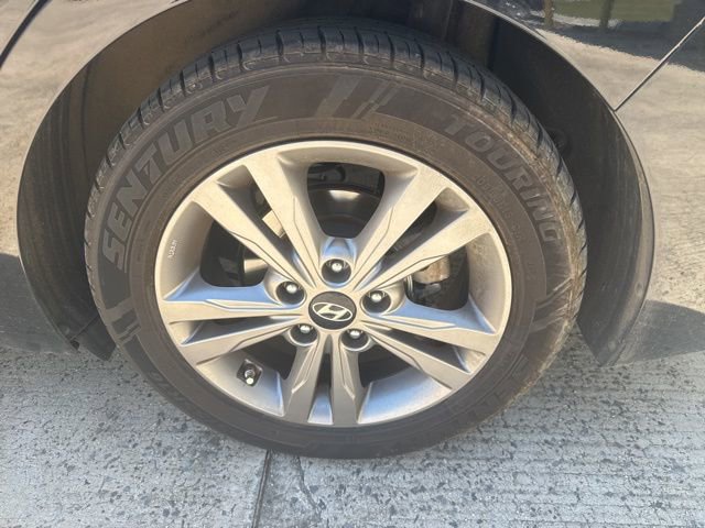 Used 2018 Hyundai Elantra SEL FWD image 8