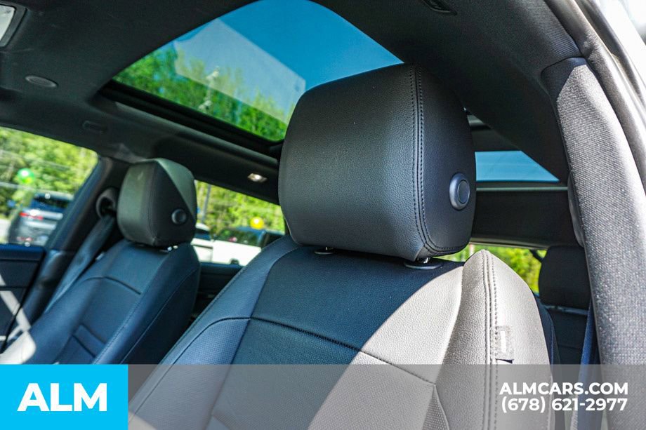 Used 2024 Land Rover Range Rover Evoque S image 18