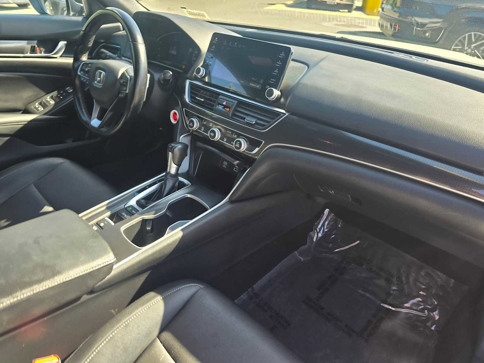 Used 2022 Honda Accord Sport image 11