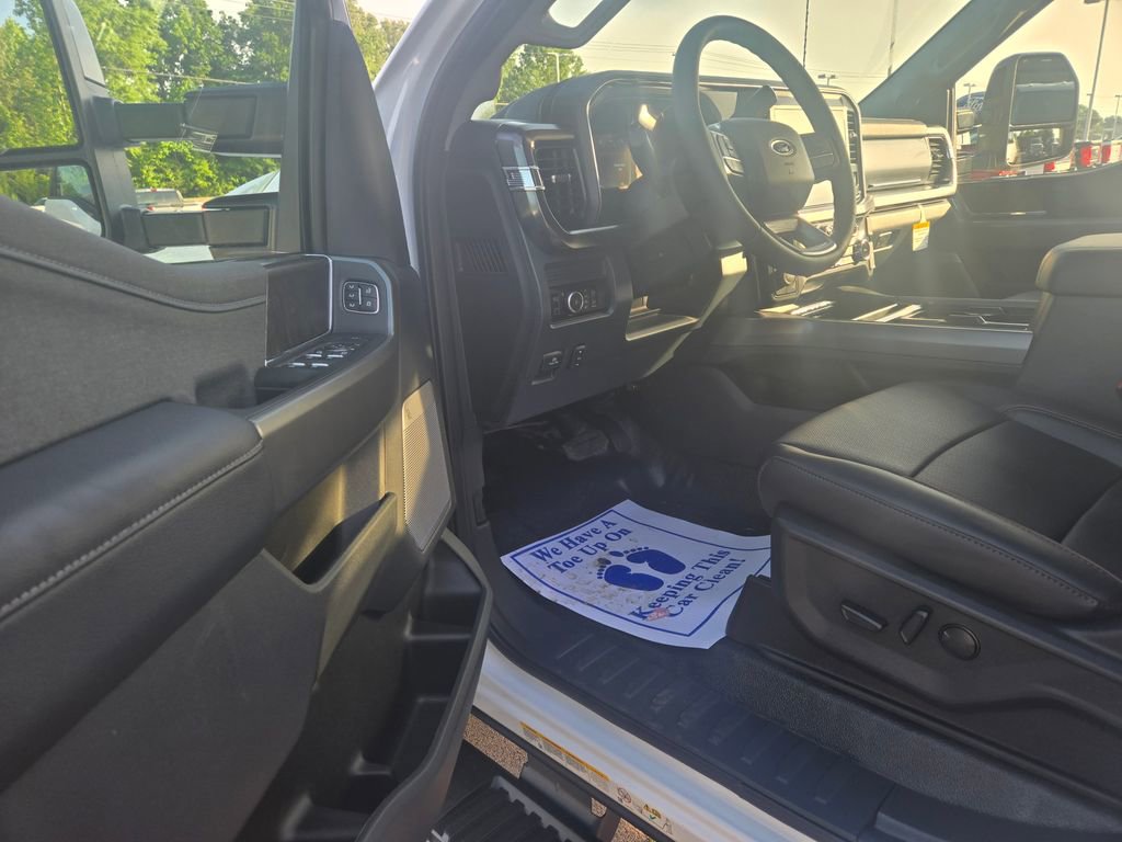 New 2026 Ford F450 4x4 Crew Cab Super Duty image 5