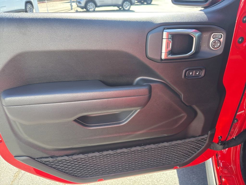 Certified 2025 Jeep Wrangler Unlimited Rubicon 4xe w/ Safety Group image 13