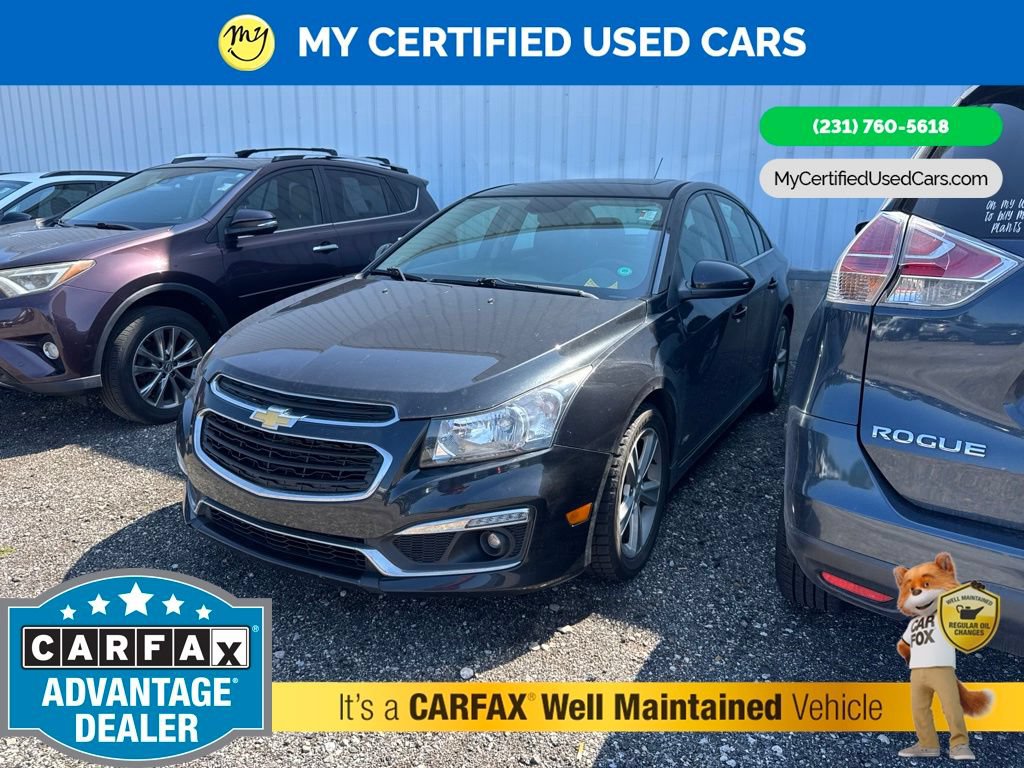 Used 2016 Chevrolet Cruze LT w/ Sun, Sound and Sport Package FWD image 3