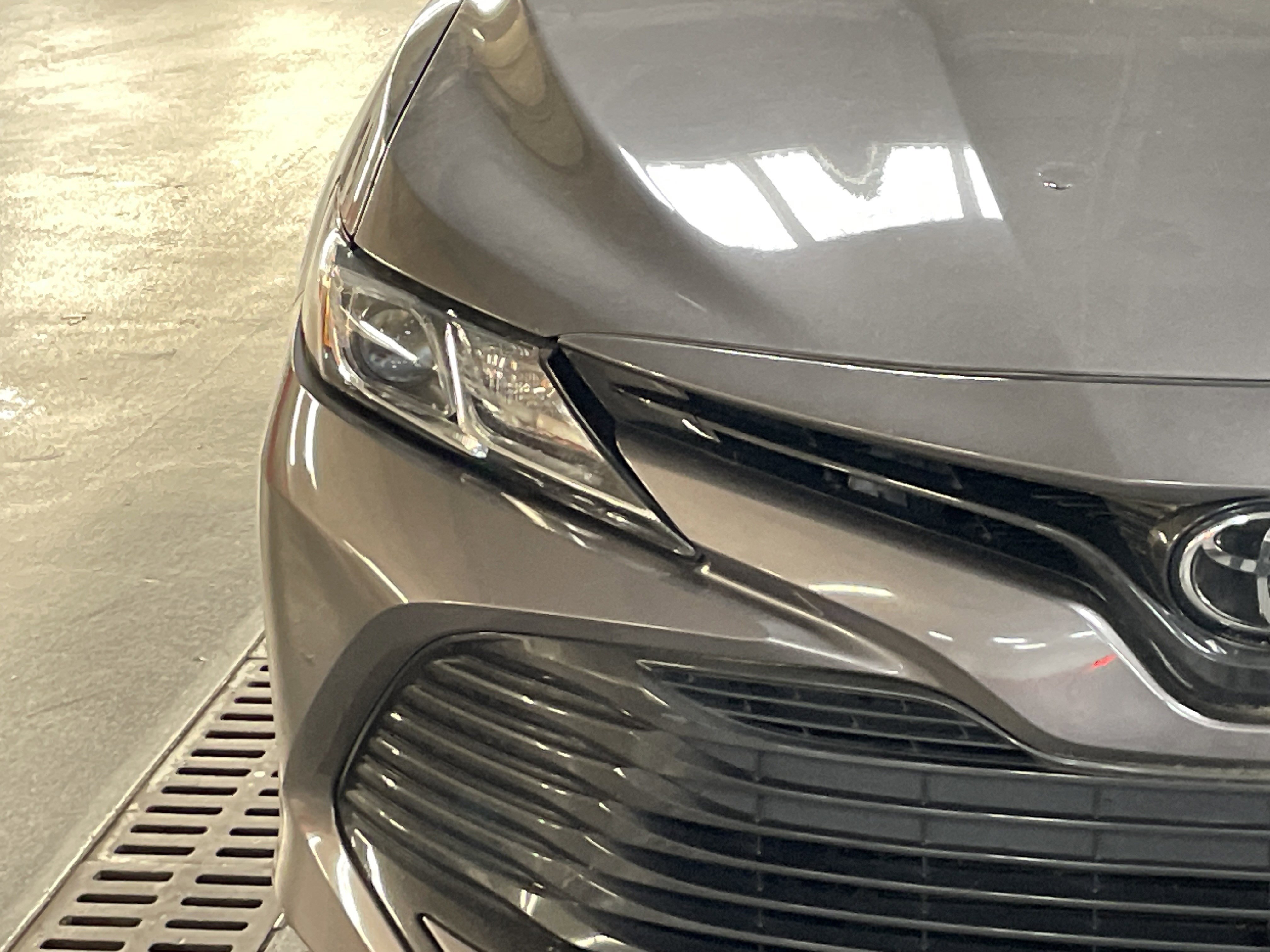 Used 2019 Toyota Camry LE w/ Convenience Package FWD image 5