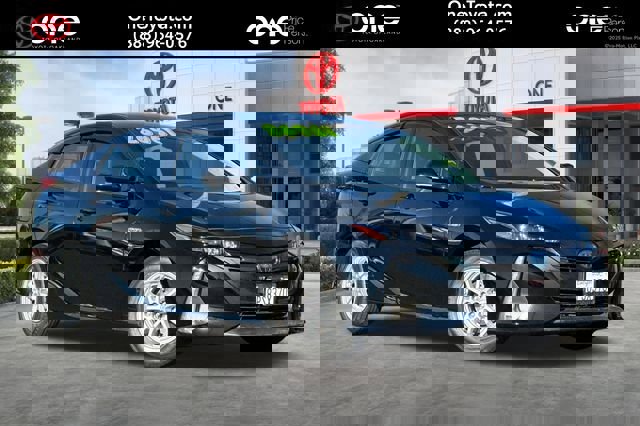 Used 2020 Toyota Prius Prime XLE image 1