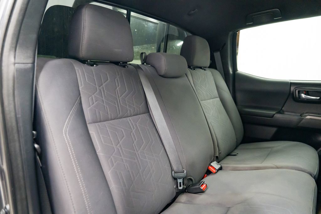 Used 2019 Toyota Tacoma TRD Off-Road image 29