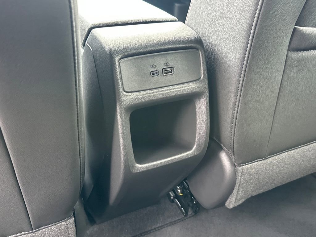 New 2026 Chevrolet Trax RS w/ Sunroof Package image 16