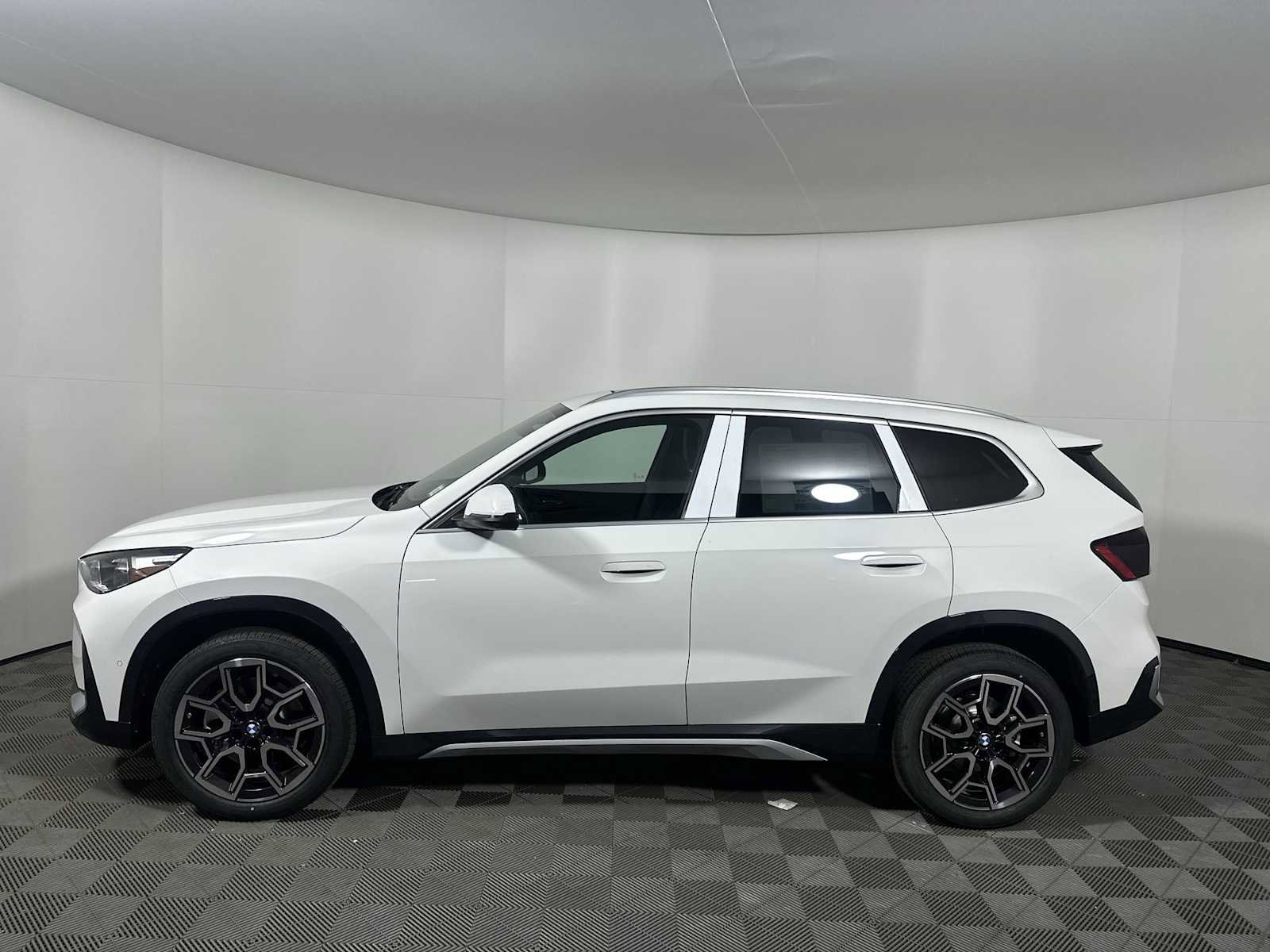 New 2026 BMW X1 xDrive28i image 8