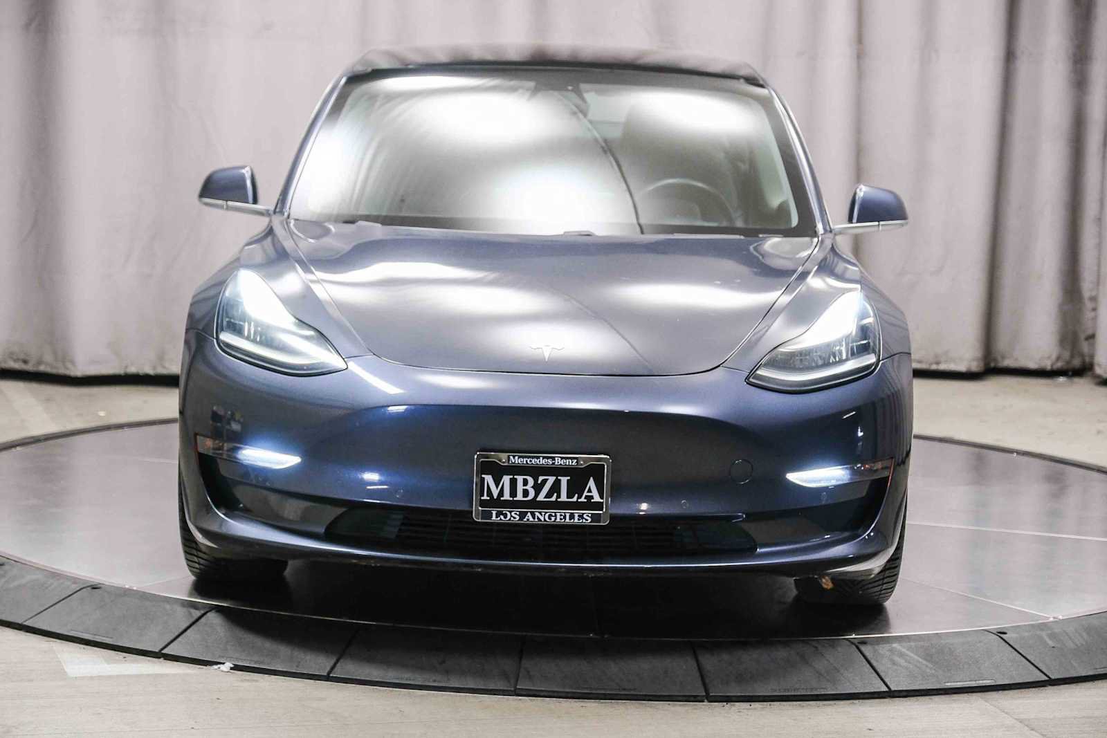 Used 2018 Tesla Model 3 Long Range RWD image 6