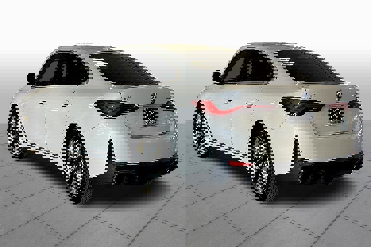 Used 2025 BMW i4 eDrive40 w/ Premium Package image 12