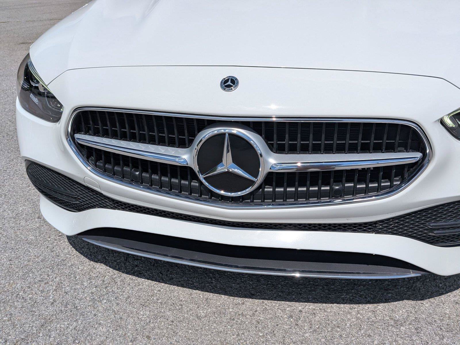 Used 2022 Mercedes-Benz C 300 Sedan image 14