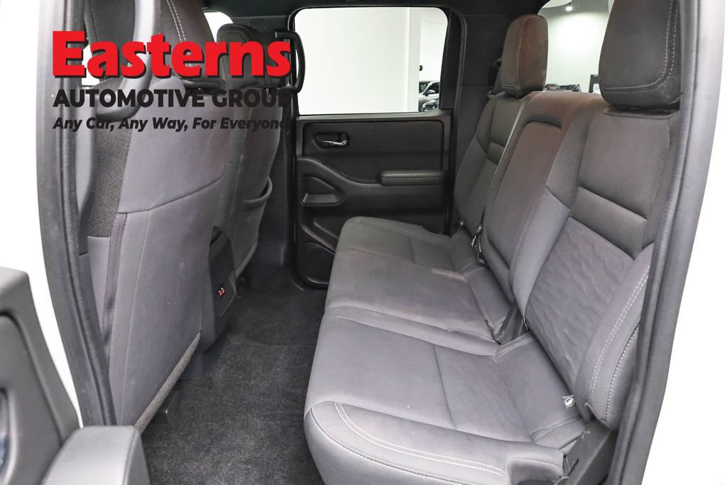 Used 2023 Nissan Frontier SV w/ Midnight Edition Package AWD/4WD image 21