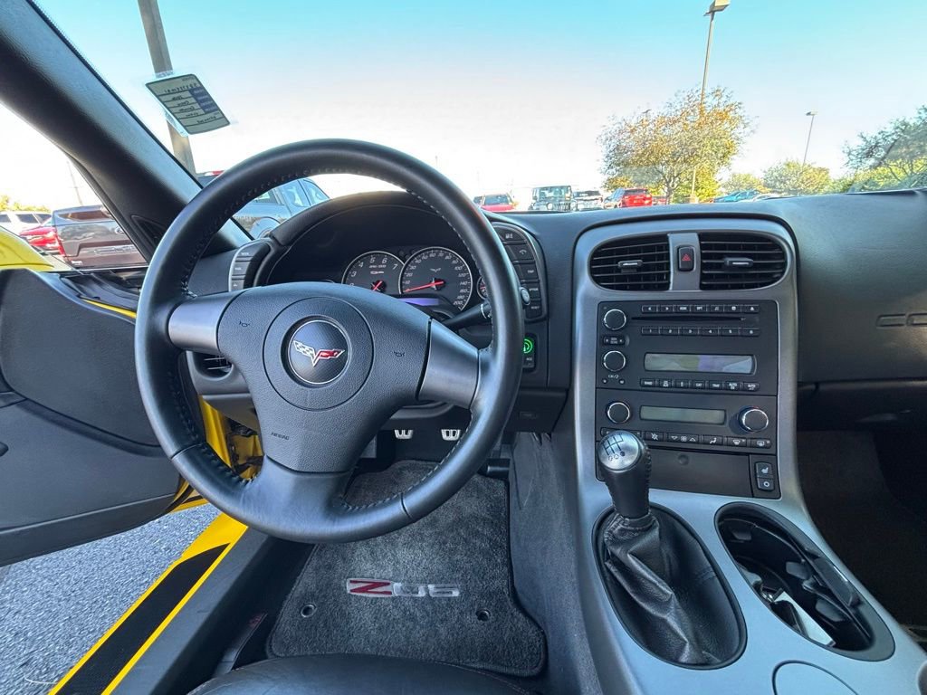 Used 2006 Chevrolet Corvette Z06 w/ Preferred Equipment Group image 22