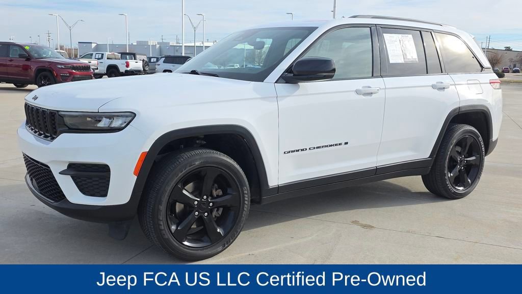 Used 2022 Jeep Grand Cherokee Laredo